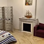 Le Minervois Apartament *