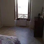 Le Minervois Apartament *