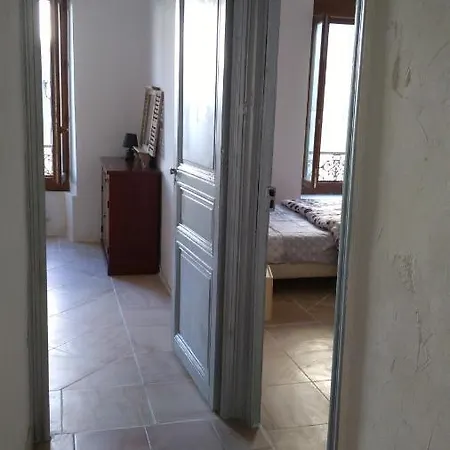 Le Minervois Apartamento *